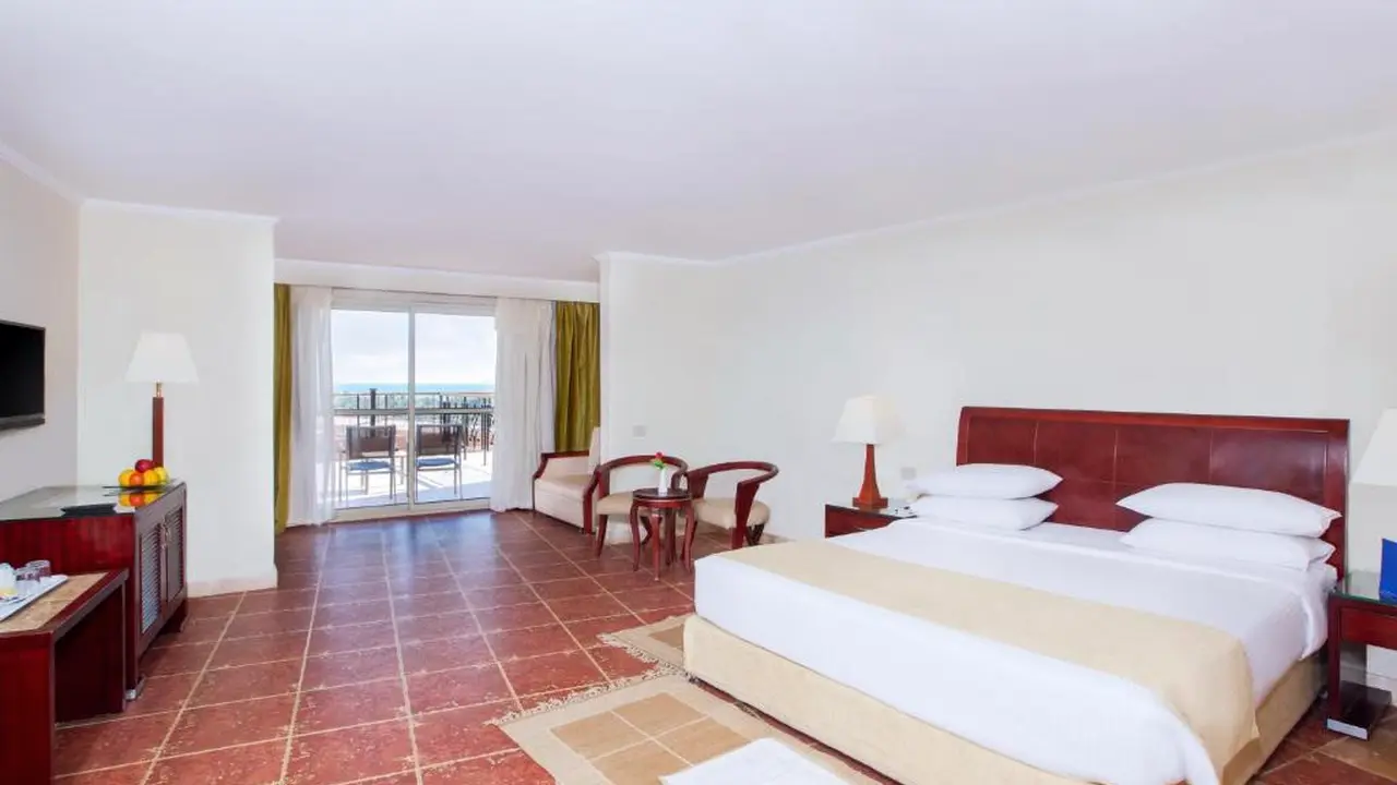 Hotel Coral Sea Beach & Aqua Park - Al Ain Sokhna